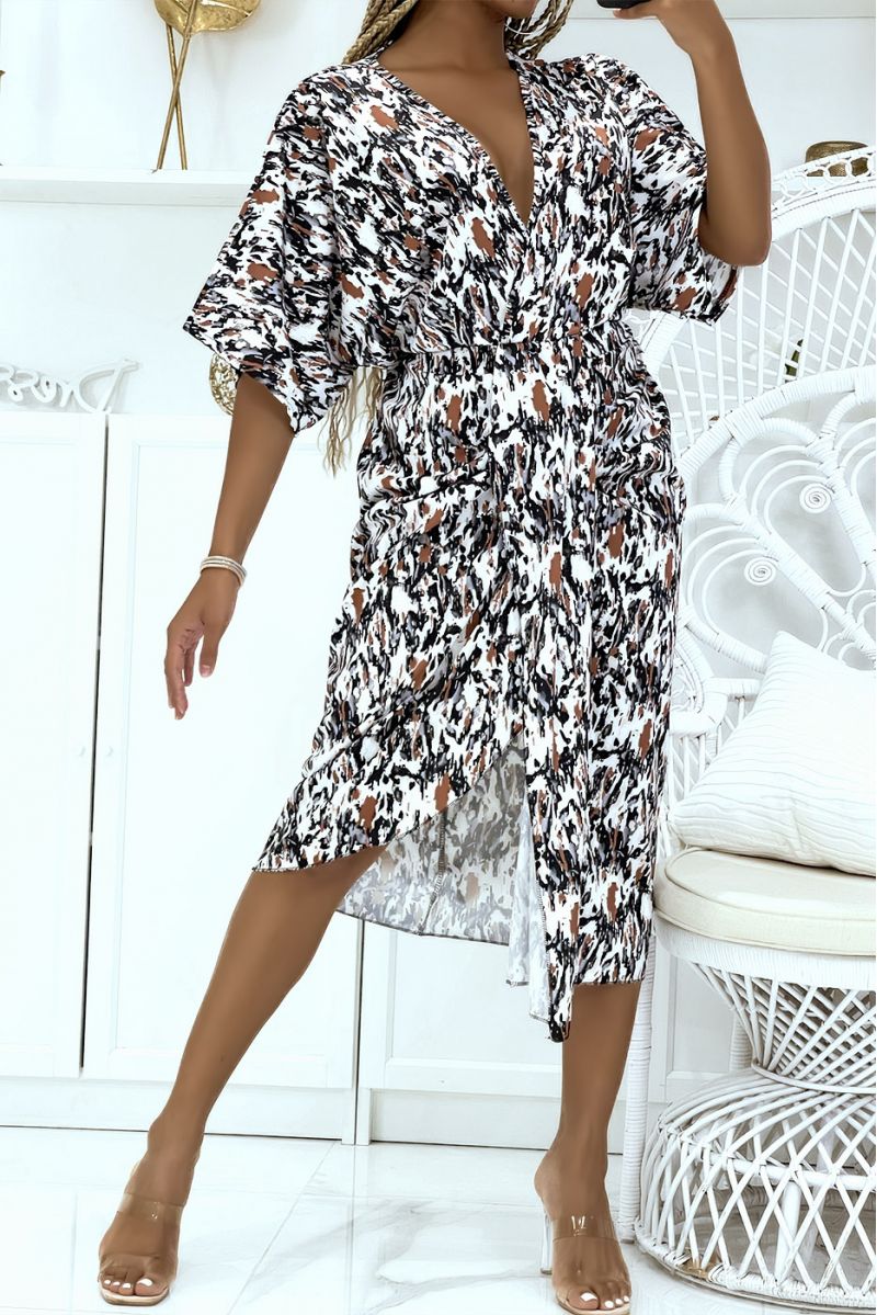 Wrap dress with white dominance gathered at the waist with asymmetrical cut - 5
