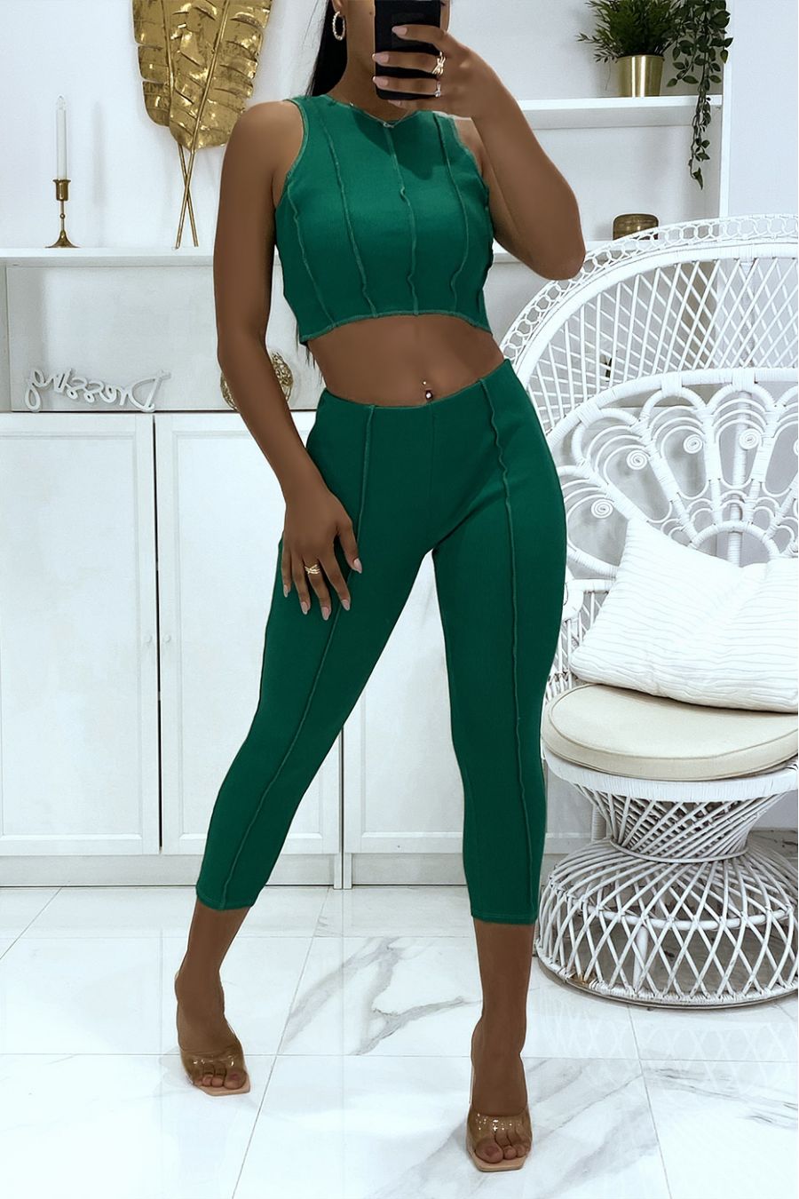 Ensemble top et pantalon vert avec plis en matière côtelé  - 2