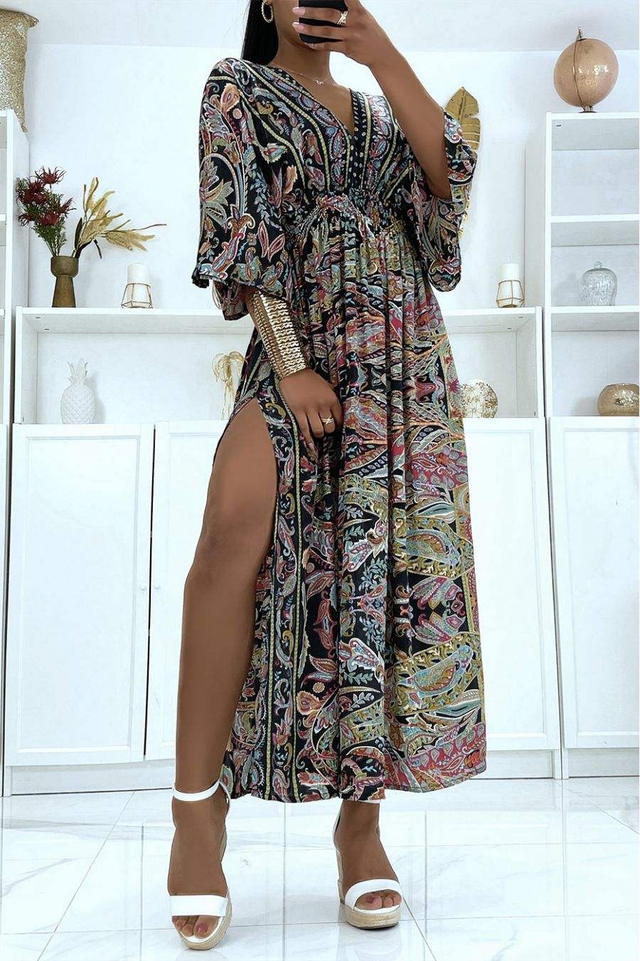 Sublime robe kimono en soie avec joli motif noir  - 2