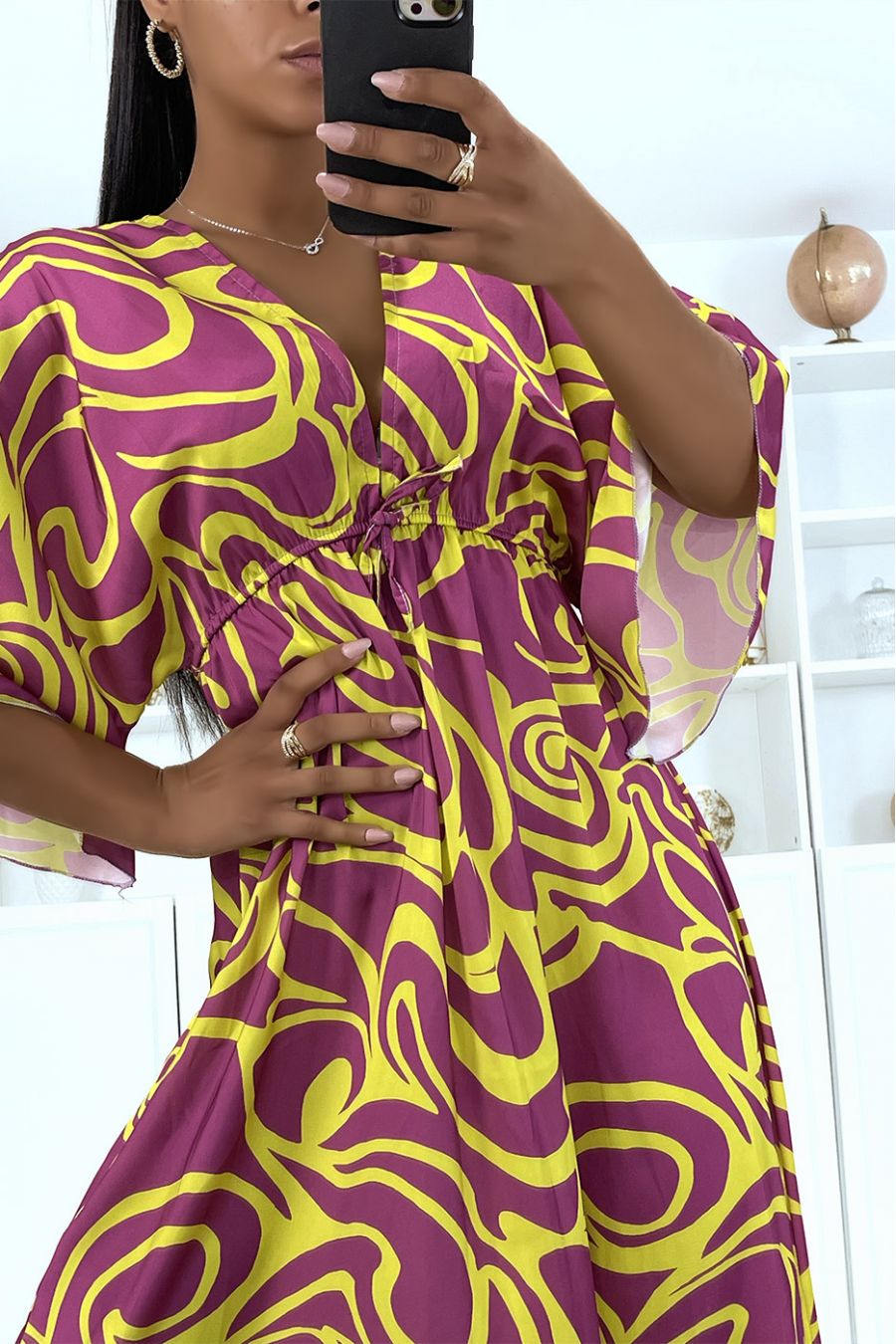 Longue robe kimono motif lilas et moutarde avec volant  - 4