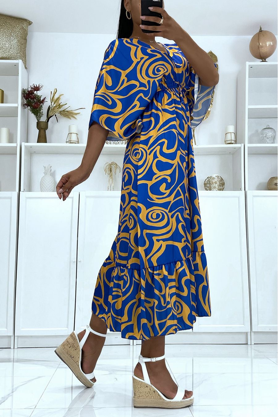 Long royal pattern kimono dress with flounce - 4