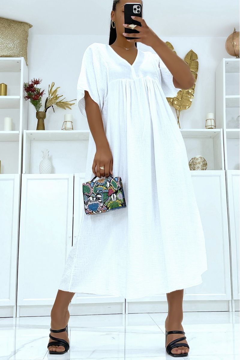 Long white oversized long dress with half sleeves and V neck - 2