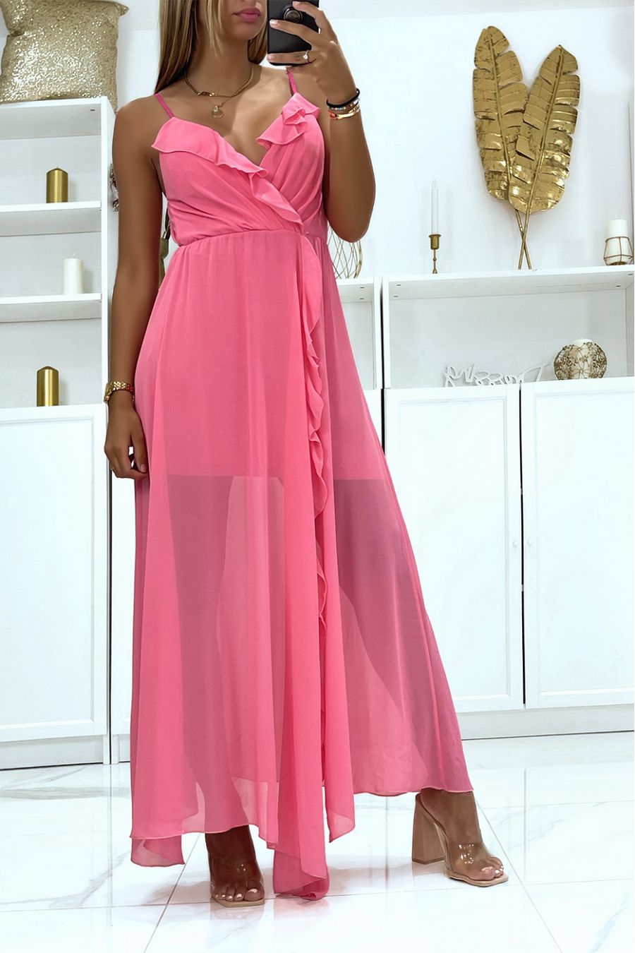 Robe longue fuchsia à volants cintrée à la taille en voile transparent doublé d'un jupon court - 2