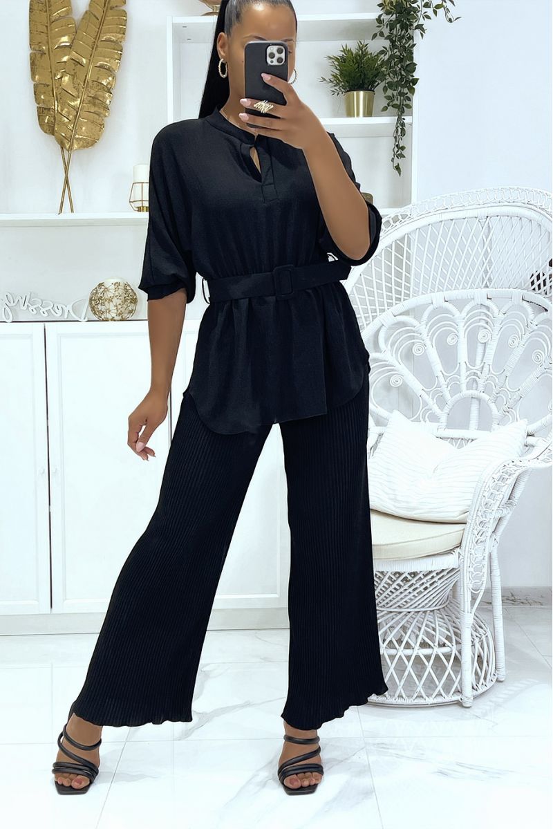 Ensemble noire top cache coeur à manches longues et grosse ceinture et pantalon patte d'éléphant - 1 Ensemble noire top cache coeur à manches longues et grosse ceinture et pantalon patte d'éléphant - 1