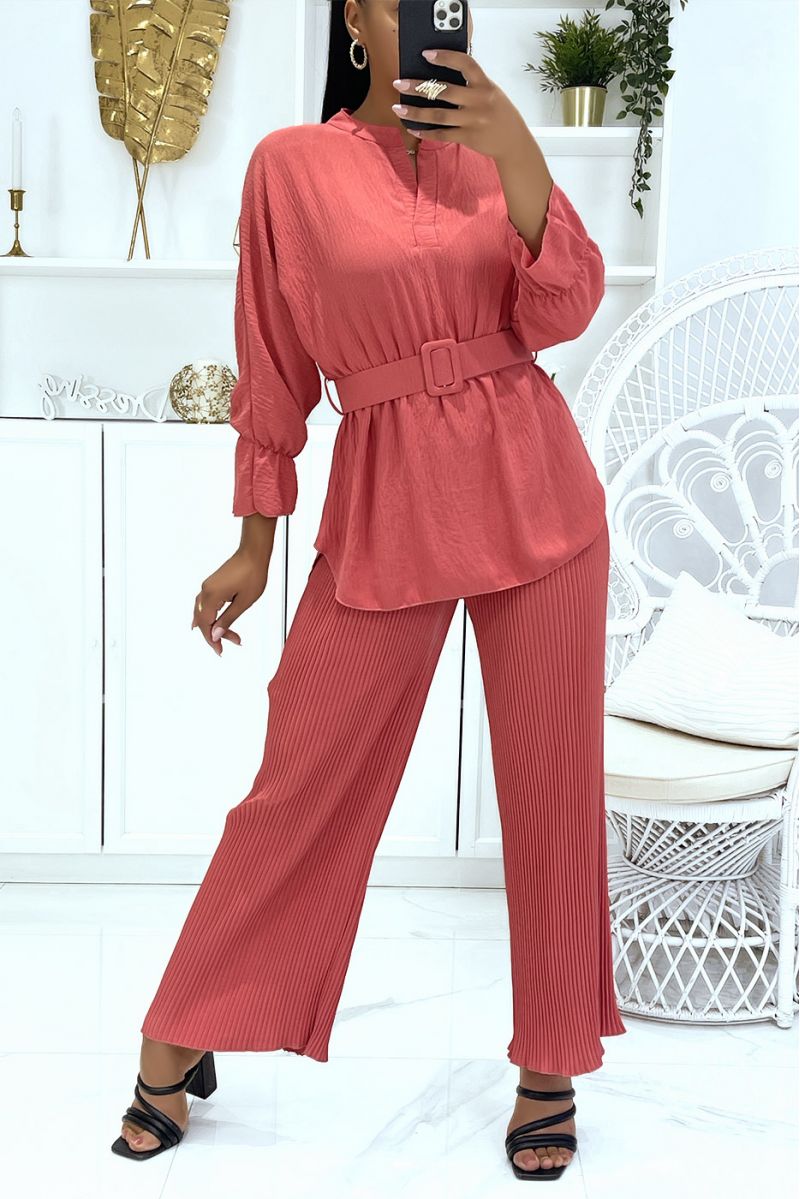 Ensemble fuchsia top cache coeur à manches longues et grosse ceinture et pantalon patte d'éléphant - 2 Ensemble fuchsia top cache coeur à manches longues et grosse ceinture et pantalon patte d'éléphant - 2