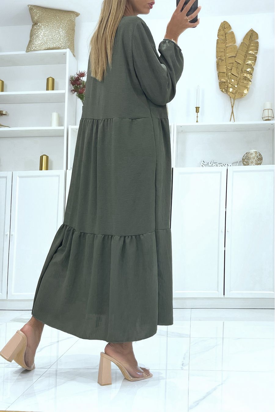 Lange oversized kaki jurk met lange mouwen effen kleur ideaal voor gesluierde of bedekte vrouw - 4