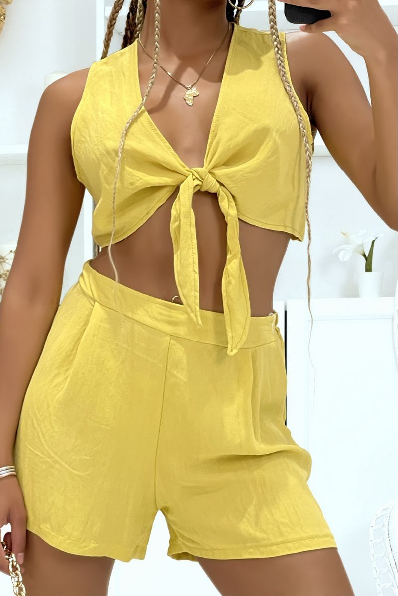 Mosterdfluïde set met hoge taille en mooie blouse met korte mouwen die op de borst wordt gestrikt - 2