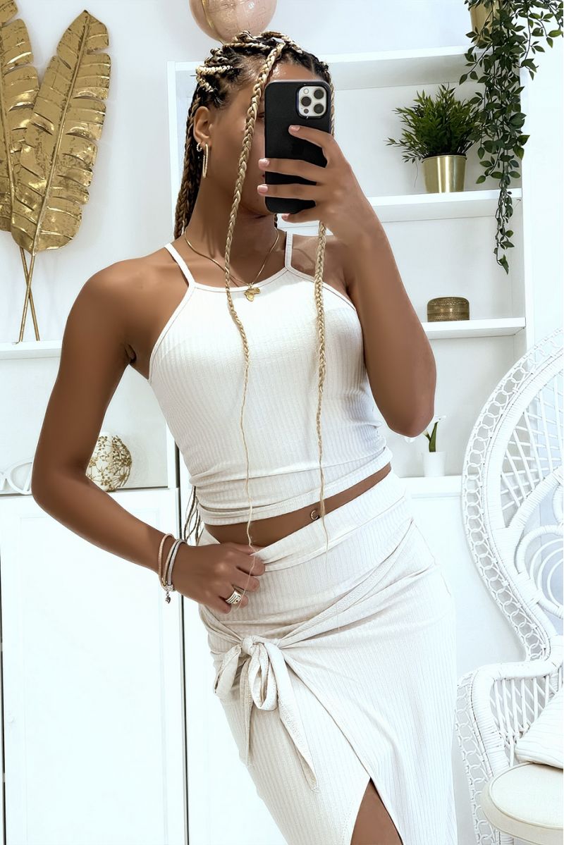 Ensemble beige côtelé moulant fendu sur l'avant idéale pour un style chic et décontracté - 2
