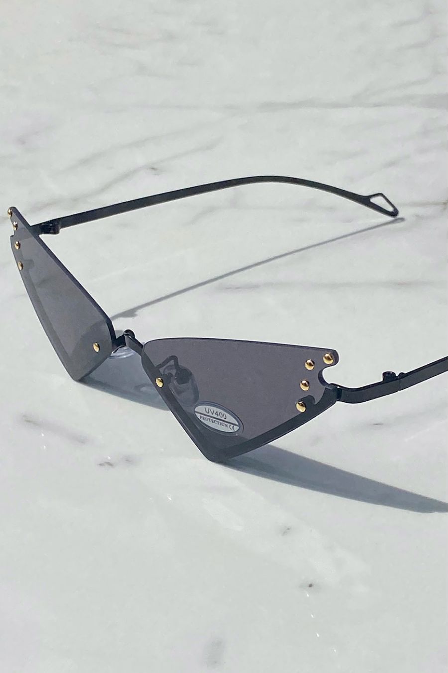 Lot of 12 Glasses with different colors cat eye model with pretty golden buttons on the sides - 4