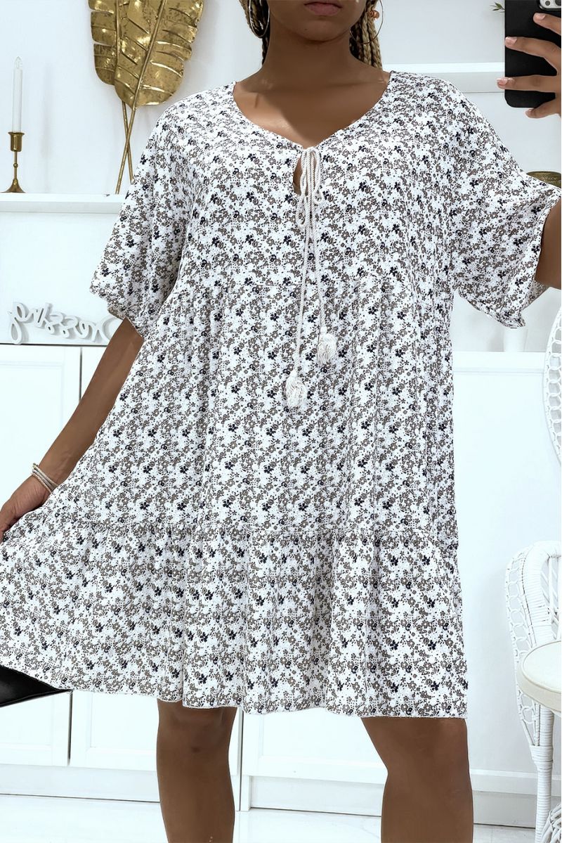 Oversized floral white dress with mid-length sleeves is suitable for all body types - 8