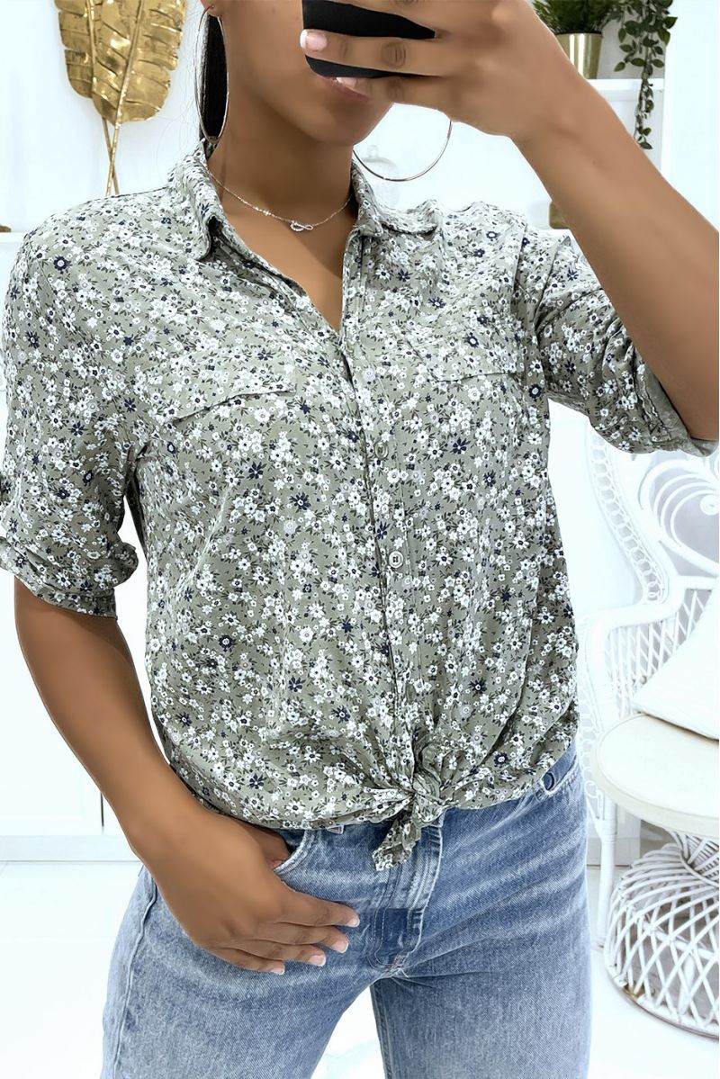 Fluid khaki floral shirt with lapel collar and half-length sleeves and fake chest pockets - 1