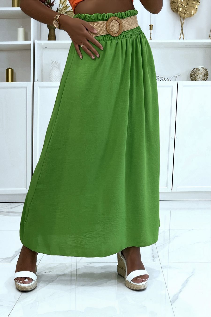 Long neon green skirt with elastic straweffect belt at the waist in