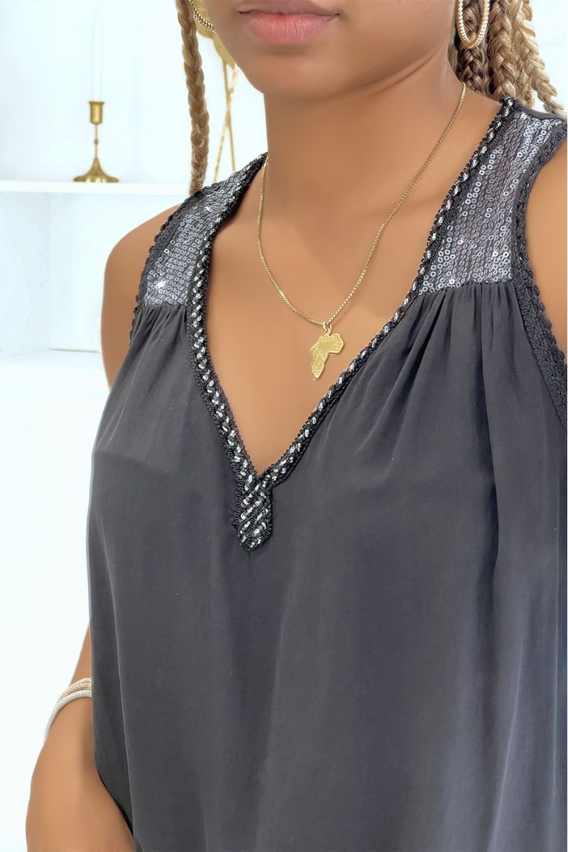 Black V-neck tank top with braided lace detail and pretty sequins on the shoulders - 3