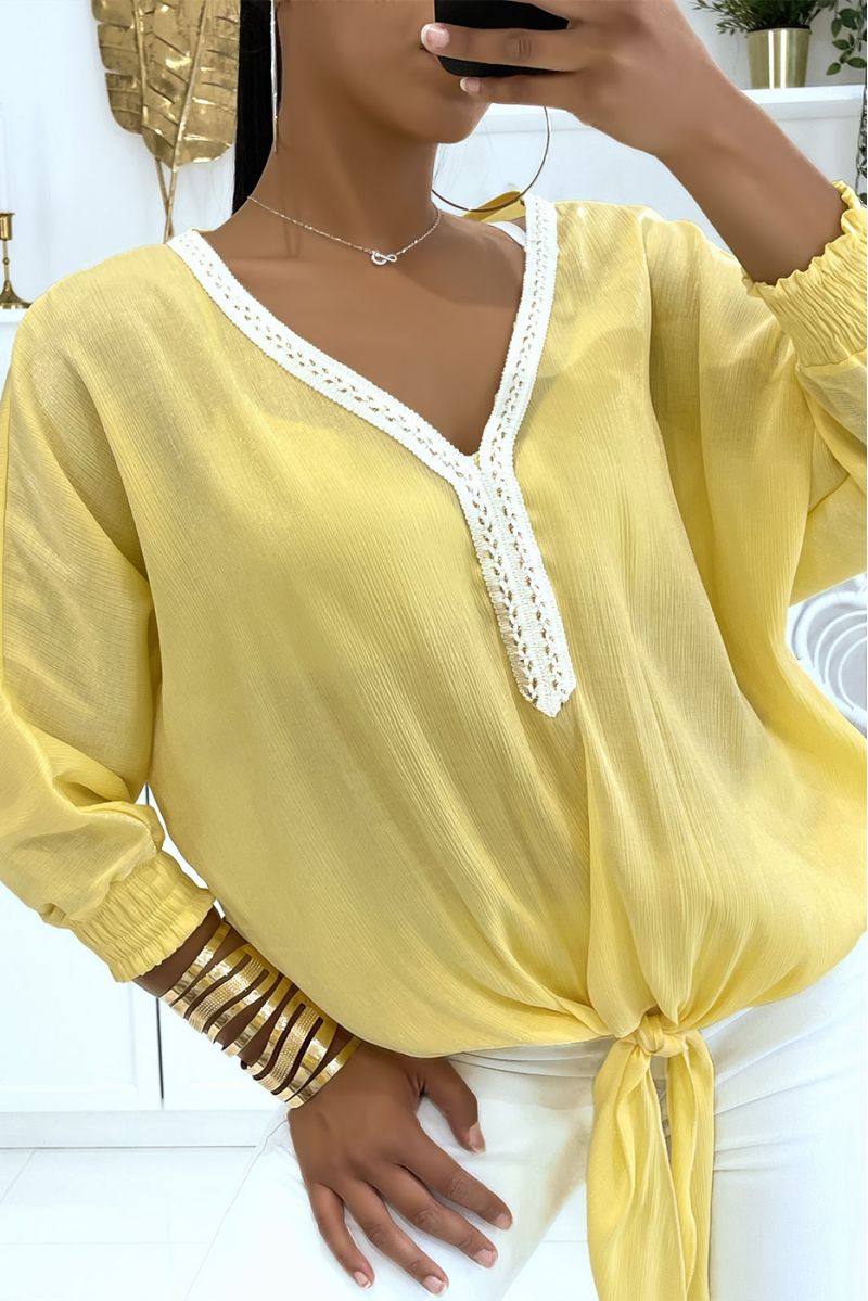 Blouse jaune couleur unie avec léger reflet brillant manches longues élastiques au poignet  - 4