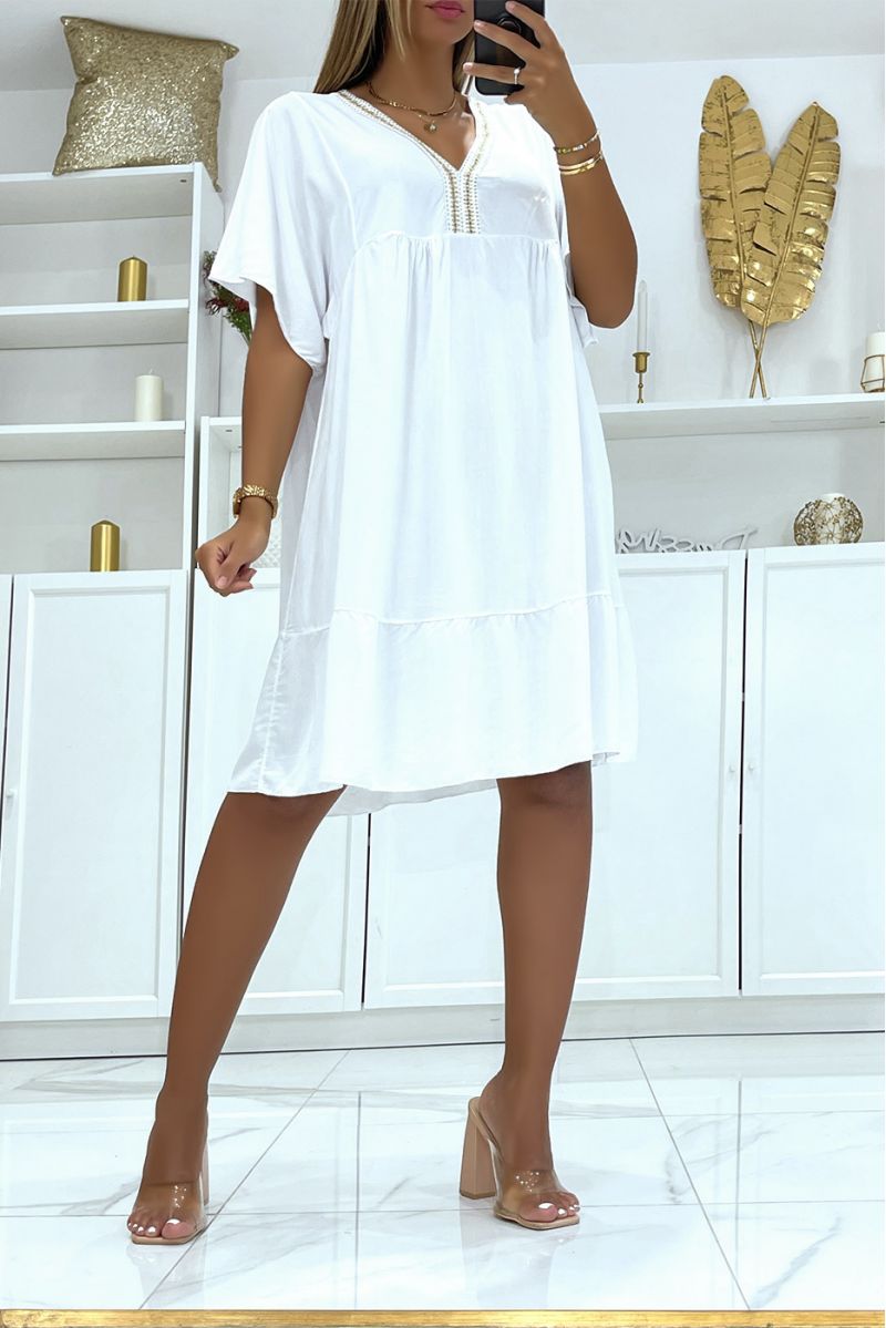 White cotton tunic dress with gold embroidery on the collar - 1