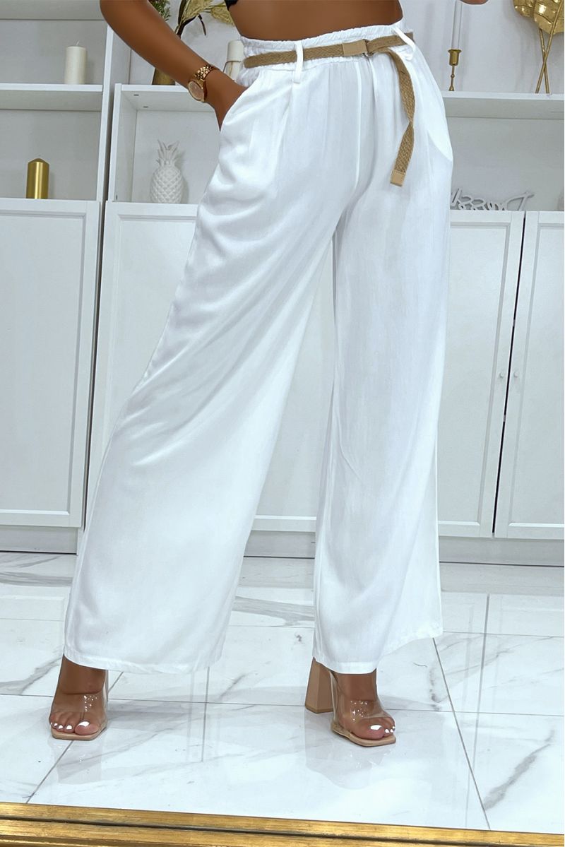 White palazzo pants with thin straw belt, cinched at the waist - 1