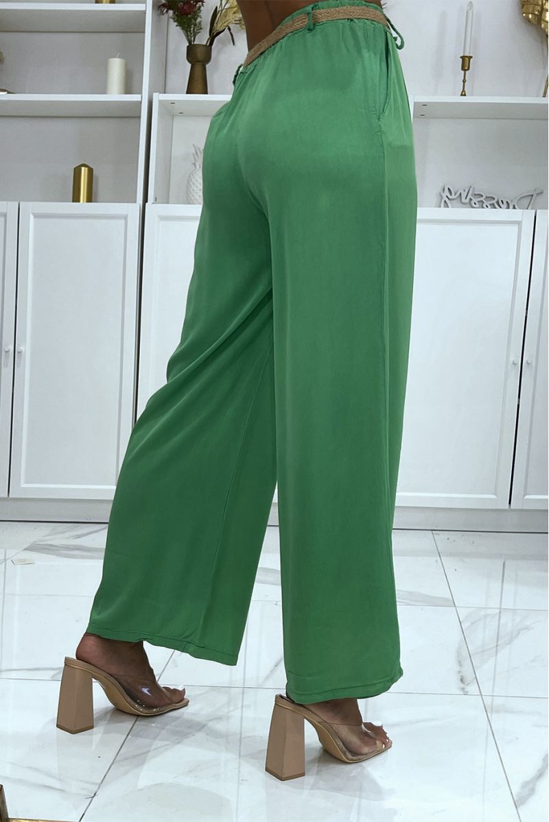 Green palazzo pants with thin straw belt, cinched at the waist - 3