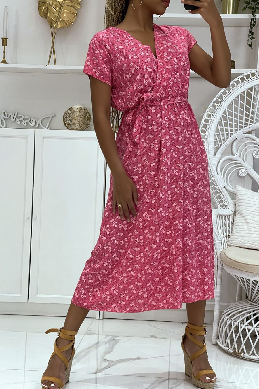 Fuchsia floral tunic dress with V-neck and belt at the waist, light and comfortable - 2