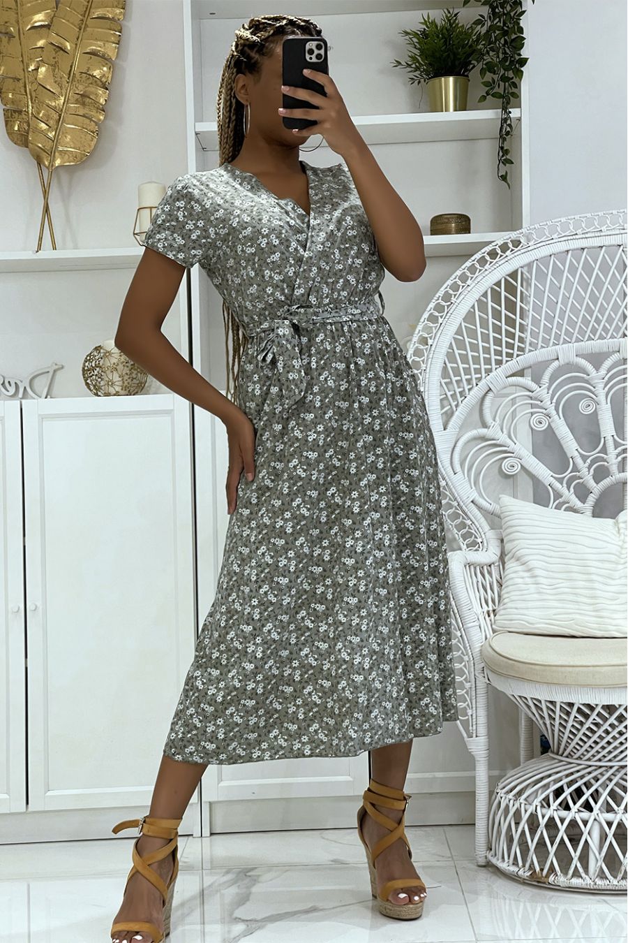 Floral khaki tunic dress with V-neck and belt at the waist, light and comfortable - 1