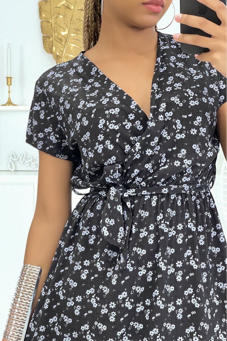 Black floral tunic dress with V-neck and belt at the light and comfortable waist - 3