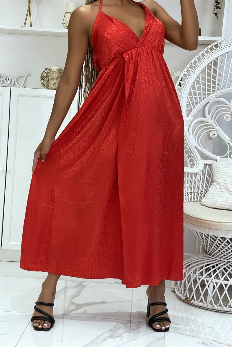 Long red satin wrap dress with leopard relief and thin straps, essential for the season - 3