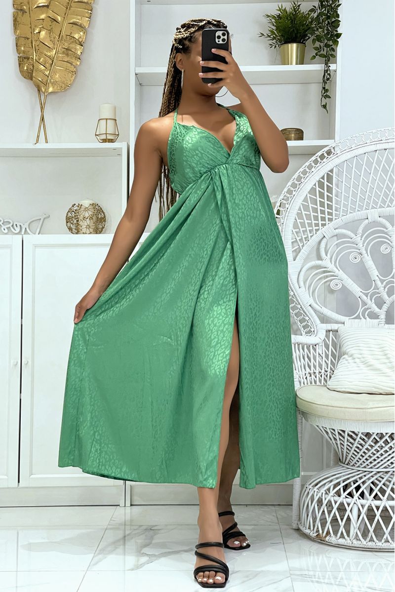 Long green satiny wrap dress with leopard relief and thin straps, essential of the season - 1
