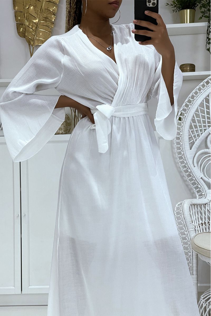 Long white wrap dress thick material with pretty shiny reflections lined with a mid-length petticoat - 1