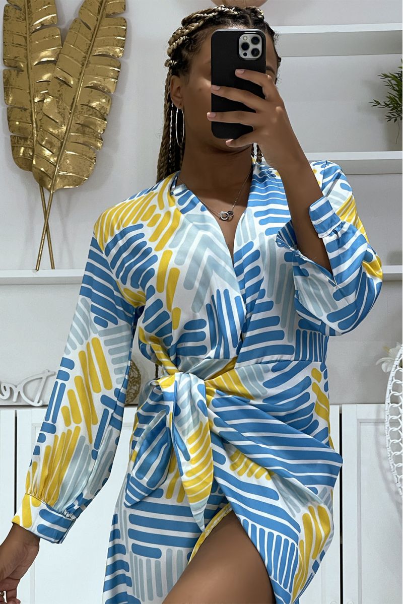 Mooie blauwe wikkeljurk gekruist in de taille en V-hals met super trendy print - 4