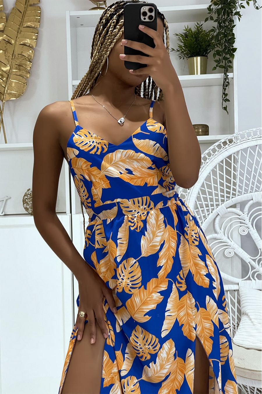 Long orange and royal dress split on the sides with trendy foliage patterns - 2