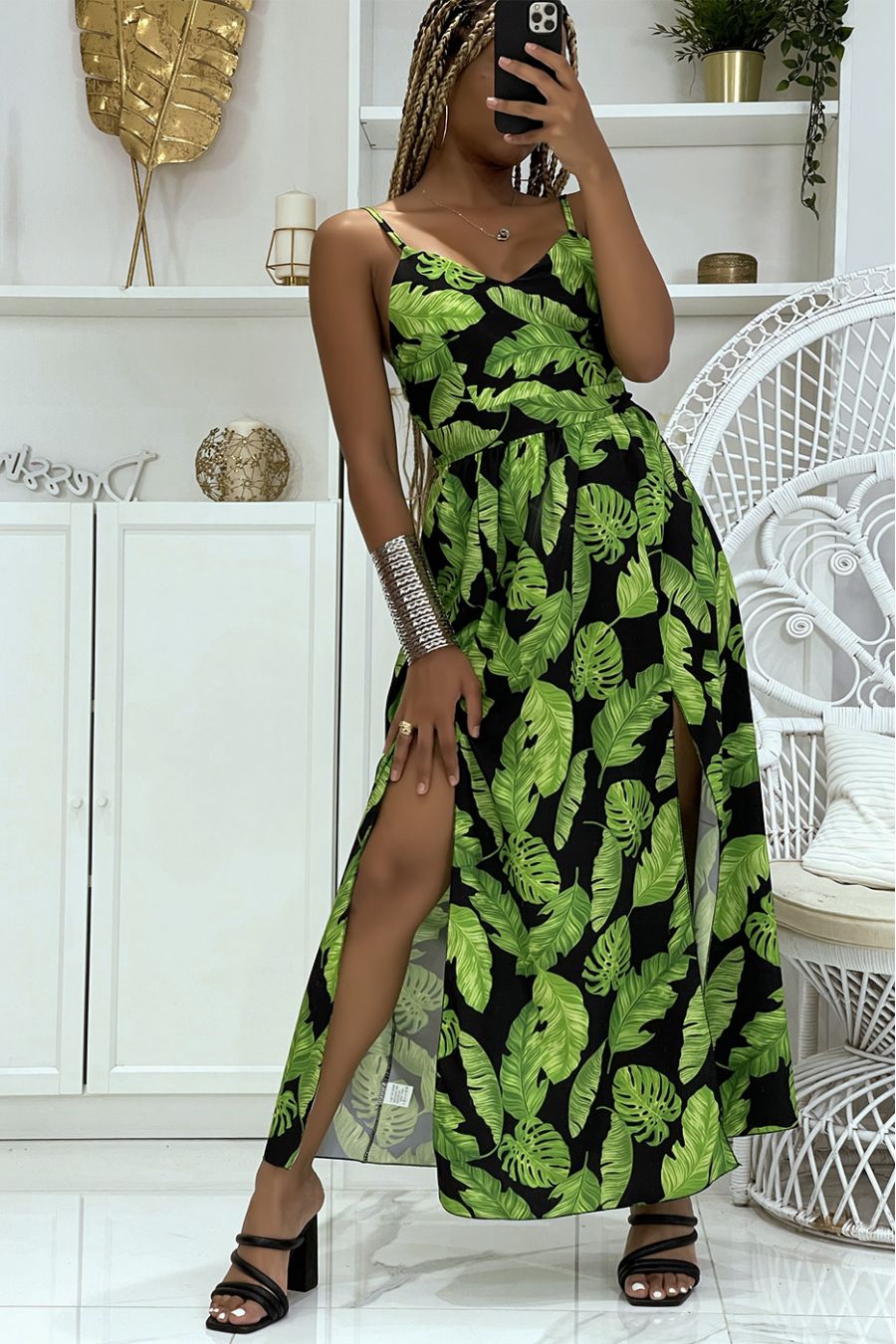 Long black and green dress slit on the sides with trendy foliage patterns - 1