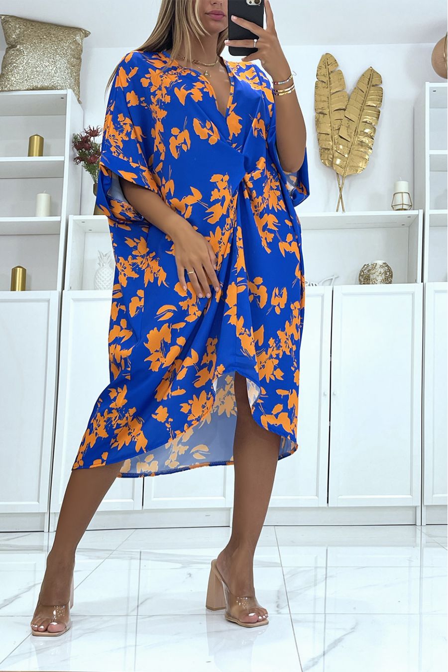 Loose and fluid two-tone floral oversized royal dress ideal for a summer evening - 1