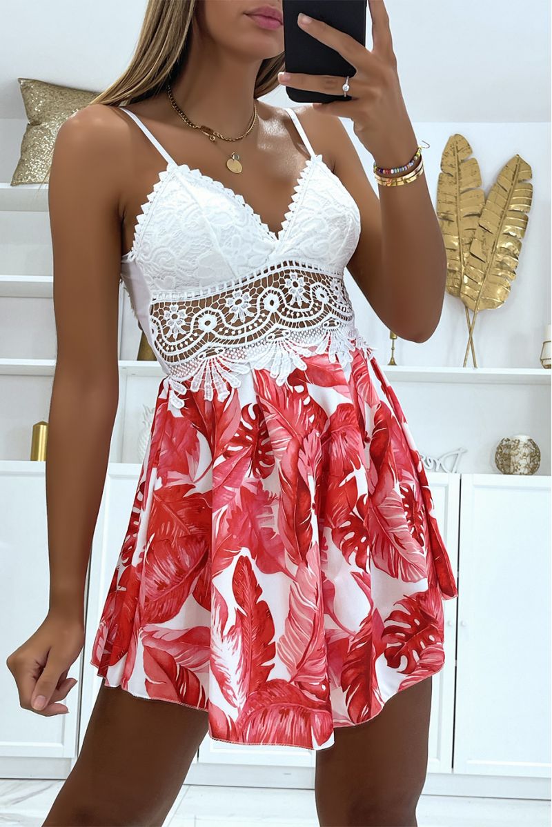 Strapless rode playsuit van kant met cup op de borst en soepelvallende petticoat met bloemenprint - 3