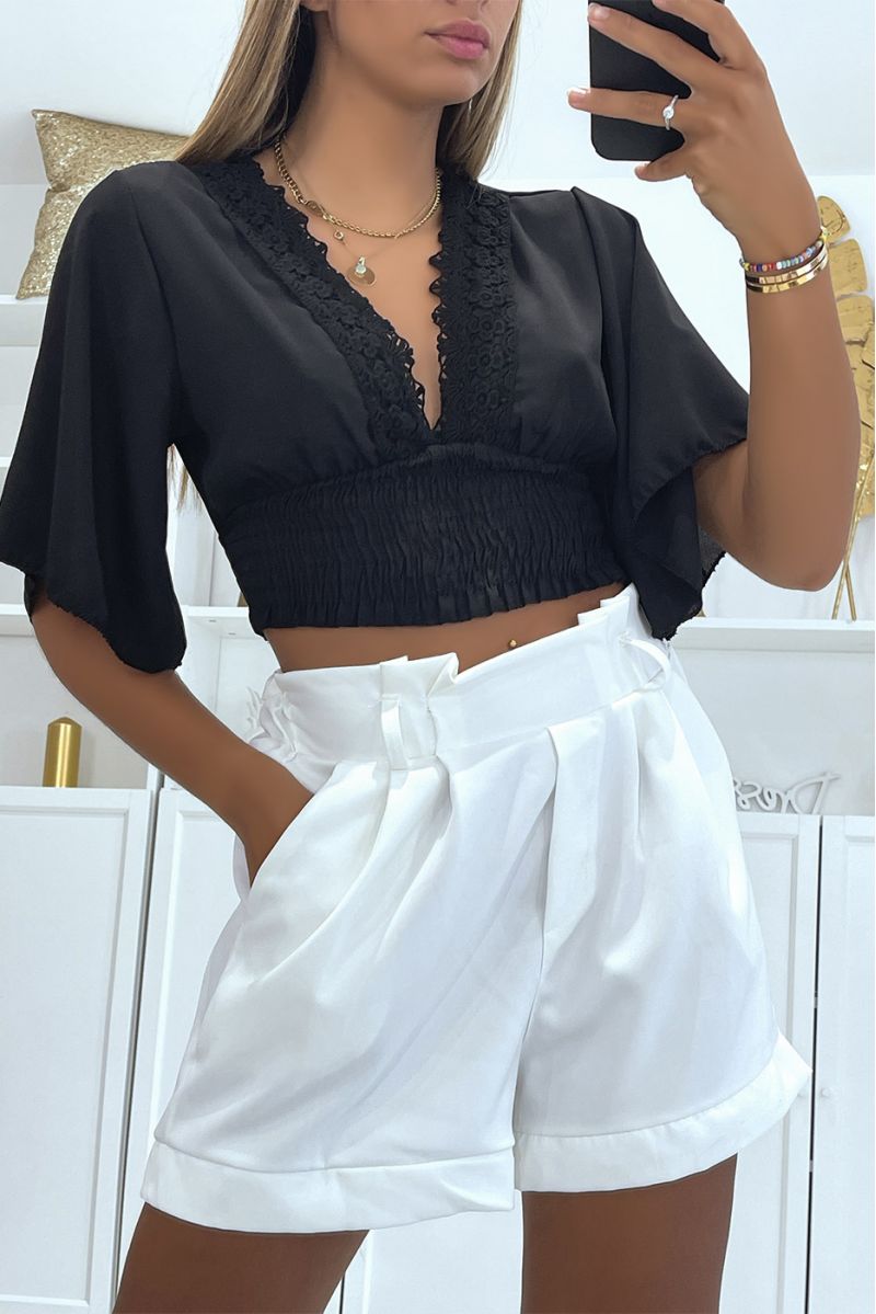 Zwarte crop top met halflange drop mouwen en mooie V-hals met kanten details - 2