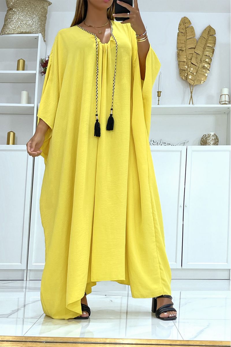 Abaya jaune oversize épaisse et confortable à magnifique tresse avec dorure - 2