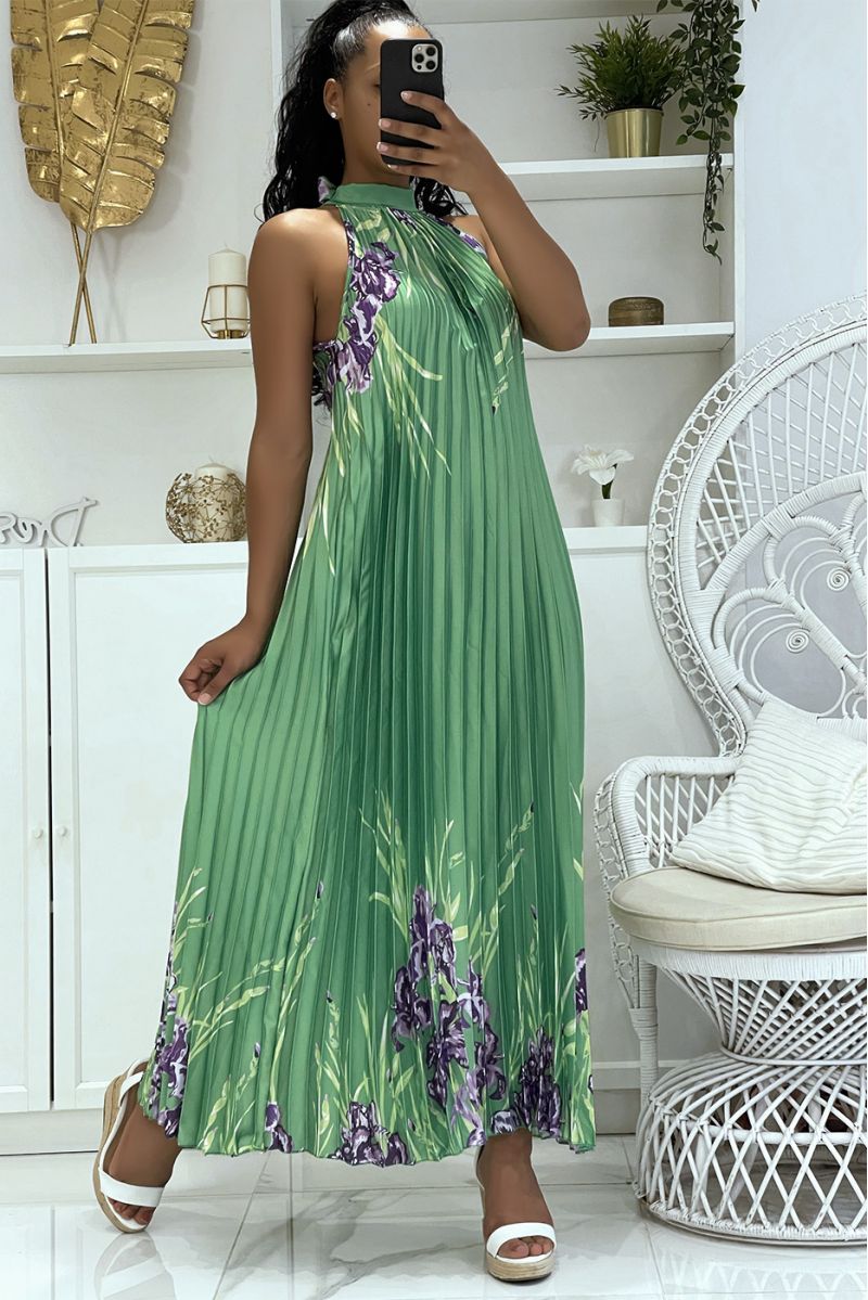 Long pleated green satin dress with floral pattern and high neck - 1