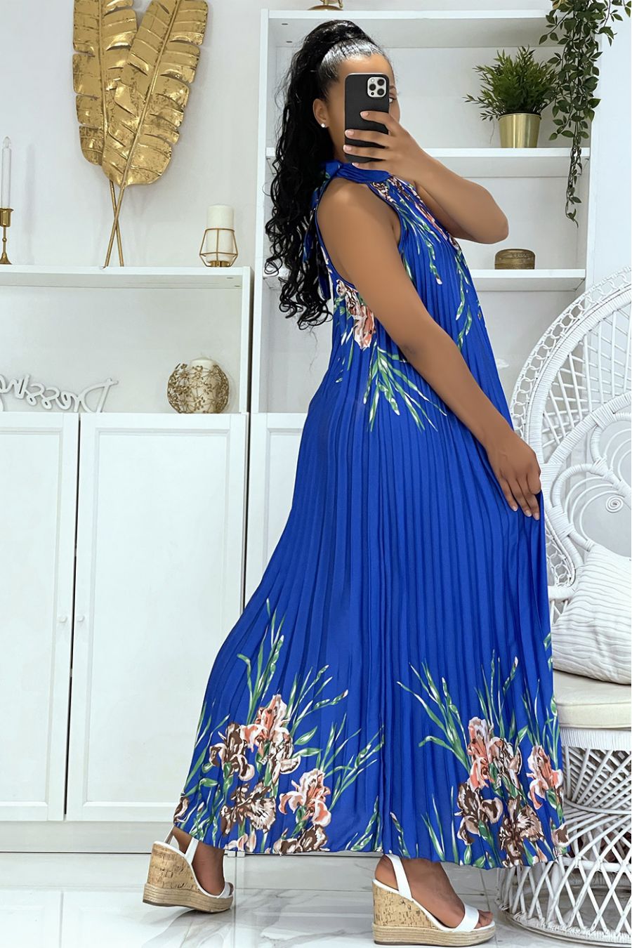 RoRR longue satinée royale plissée avec motif floral et col montant - 4