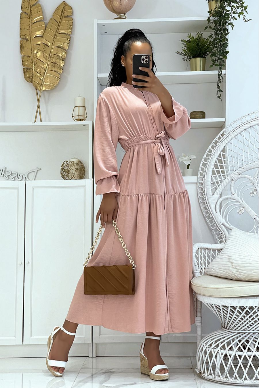 Longue robe rose à boutons et manches longues ample et confortable - 2