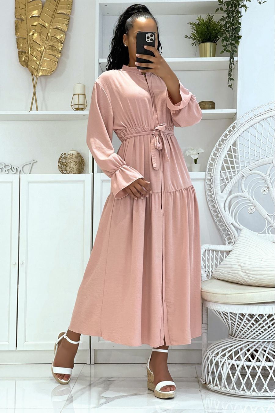 Long pink dress with buttons and long sleeves, loose and comfortable - 4