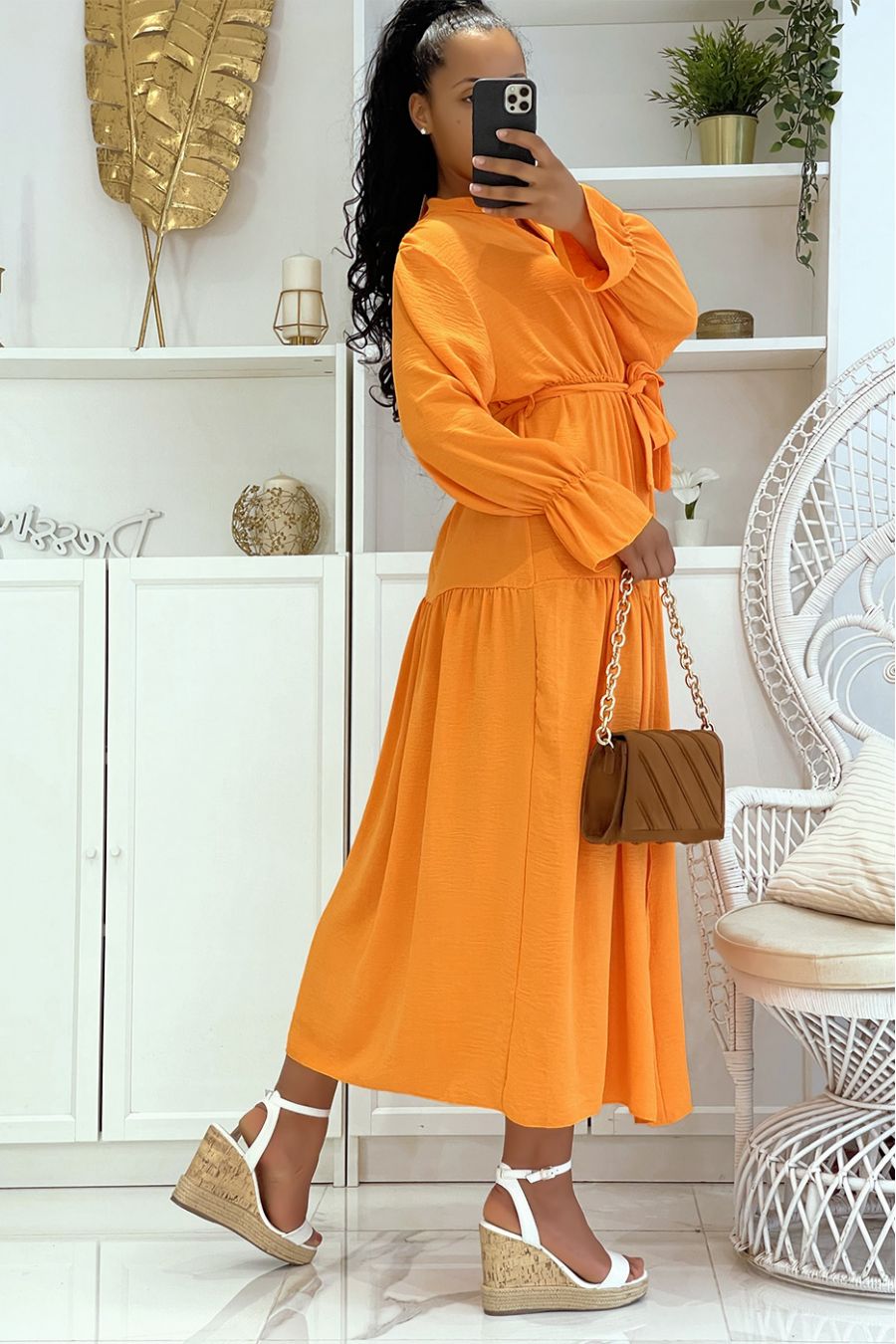 Longue robe orange à boutons et manches longues ample et confortable - 3