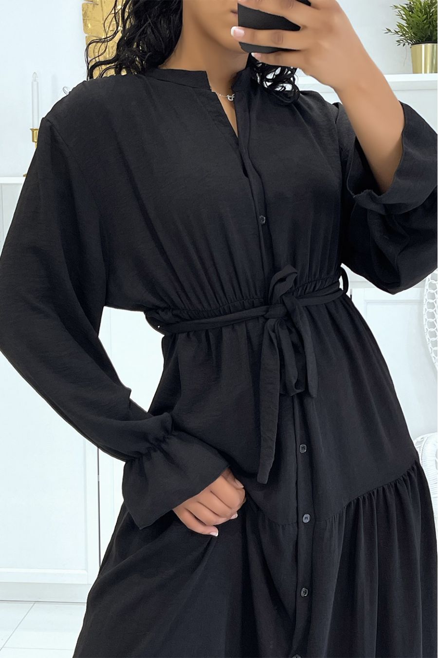 Longue robe noire à boutons et manches longues ample et confortable - 6