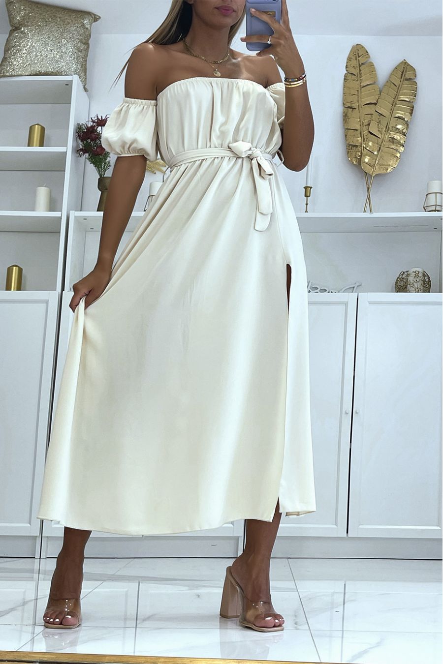 Long beige dress with elastic bardot collar at the waist and slit on the side with pretty belt - 4