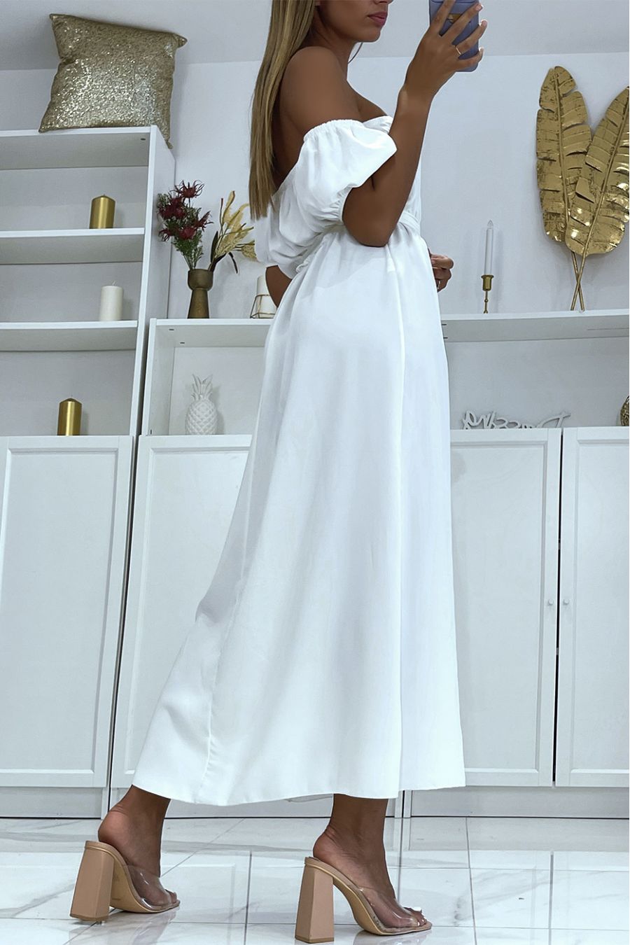 Long white dress with bardot collar elastic at the waist and slit on the side with pretty belt - 1