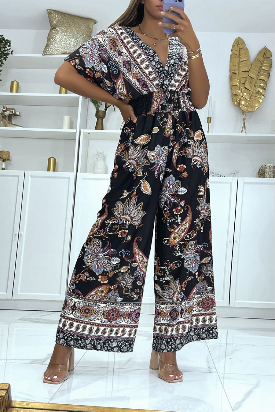 Zwarte overslag jumpsuit en broek met wijde pijpen, elastische tailleband en print - 4