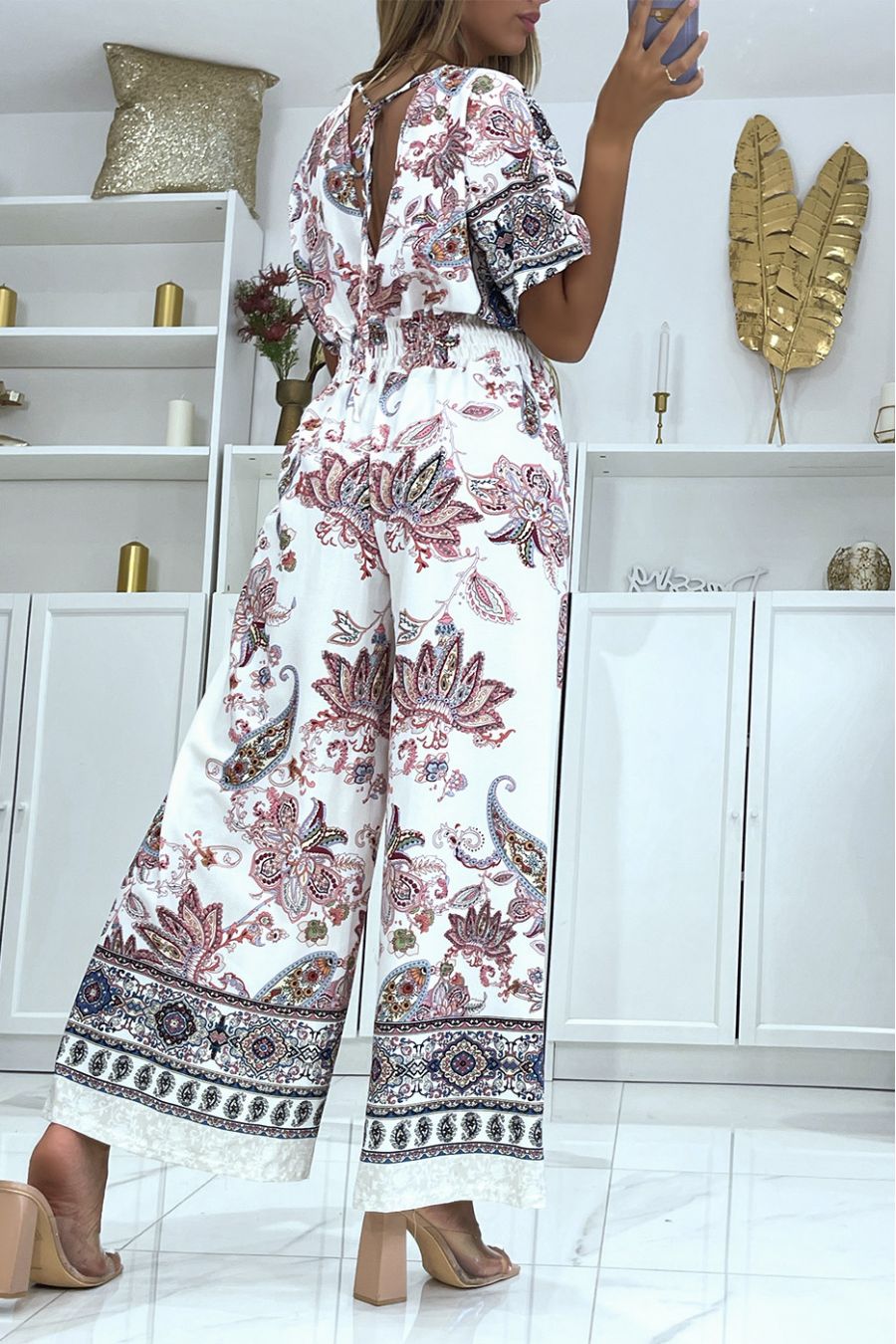 Combinaison blanche cache coeur et pantalon pattes d'éléphant élastique à la taille à imprimé fuchsia - 1