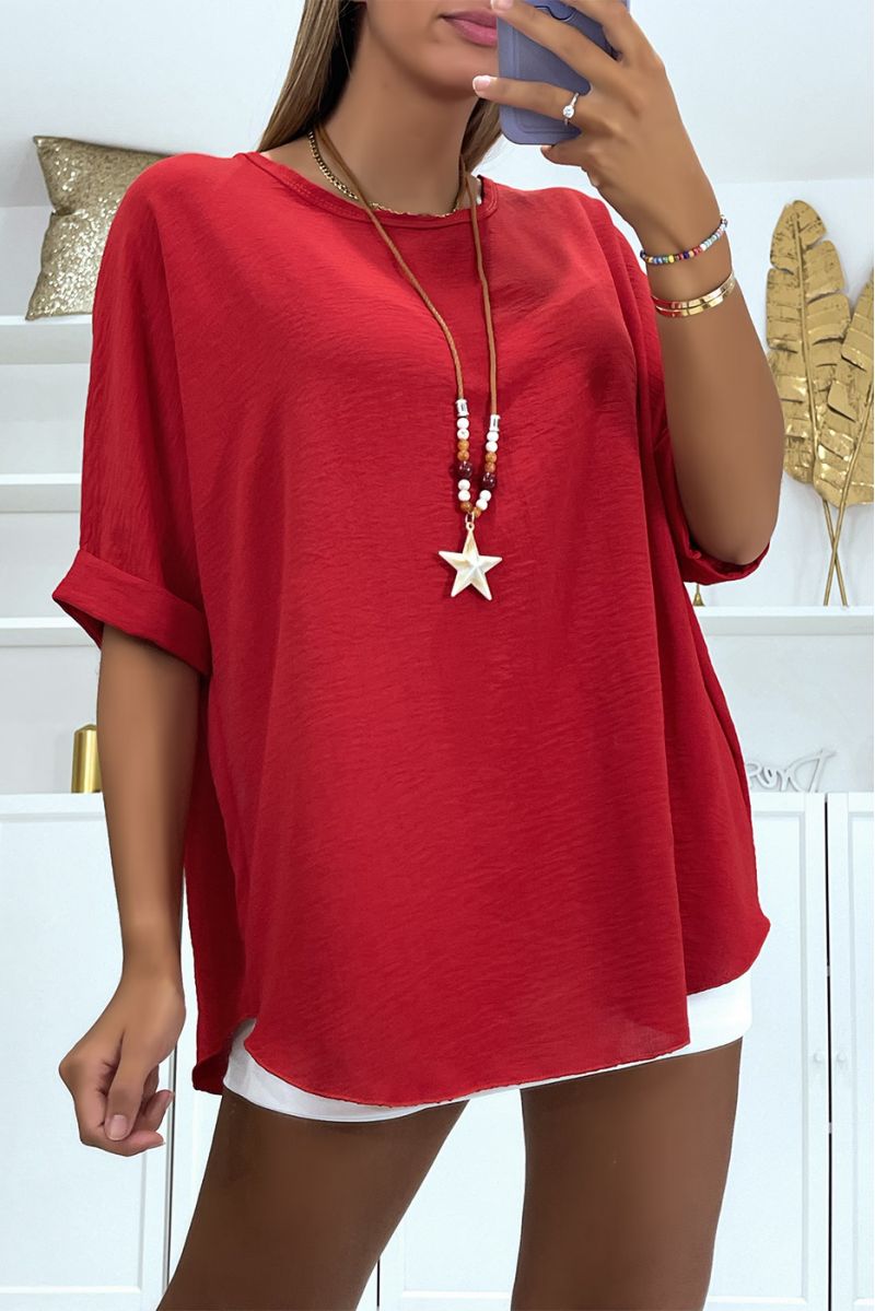Rode oversized top met halflange vleermuismouwen, ronde hals en bohemien halsketting - 3