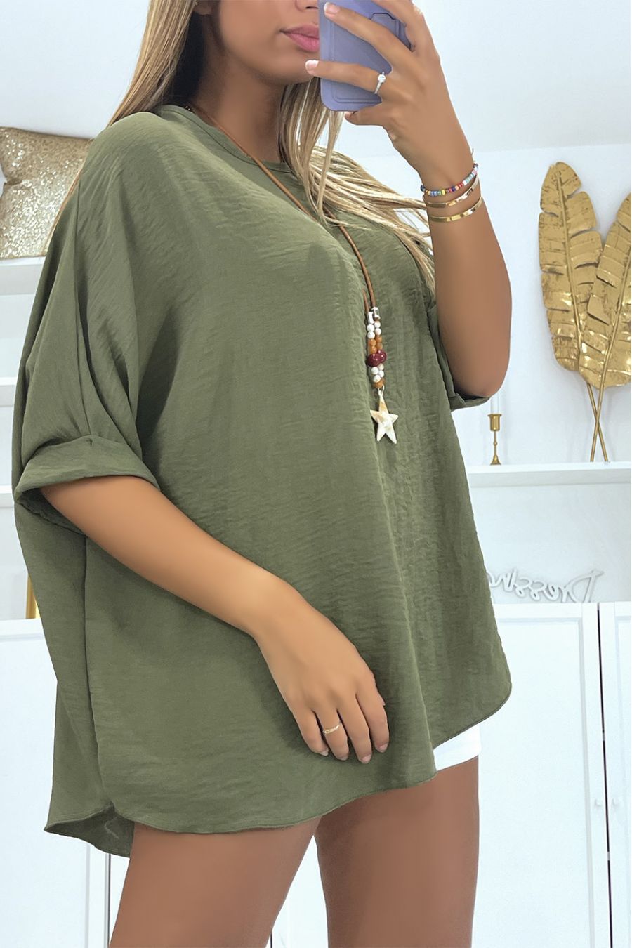 Oversized khaki top with mid-length batwing sleeves round neck and bohemian necklace - 2