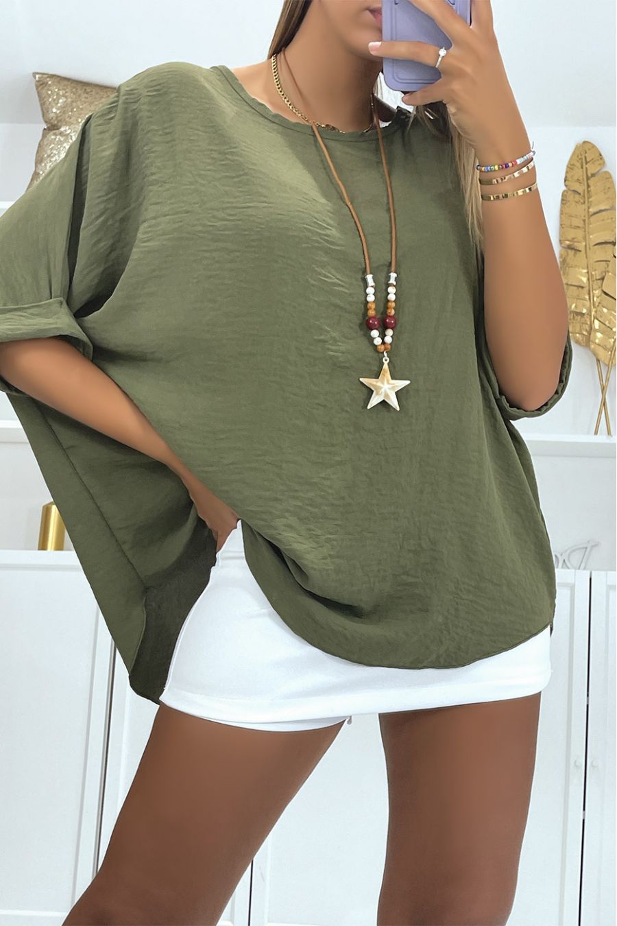 Top oversize kaki à manches chauve-souris mi-longues col rond et collier bohème - 3