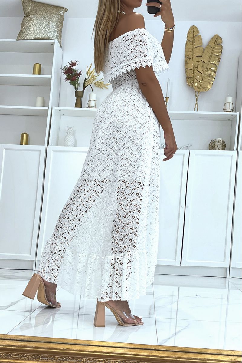 Bohemian style white openwork dress with boat neck - 4