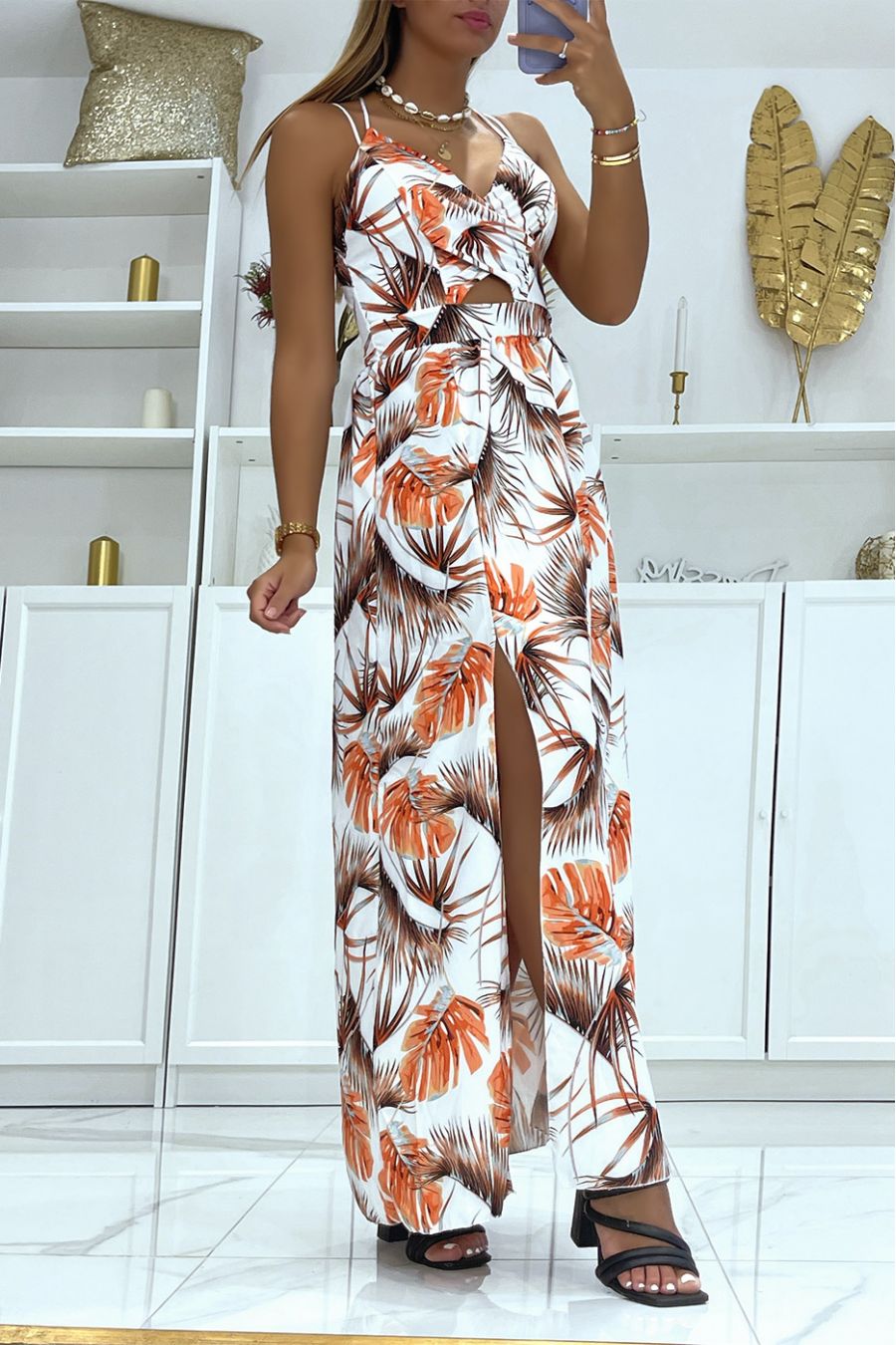 Long white dress with foliage print crossed at the chest and at the back and slit on the sides - 3