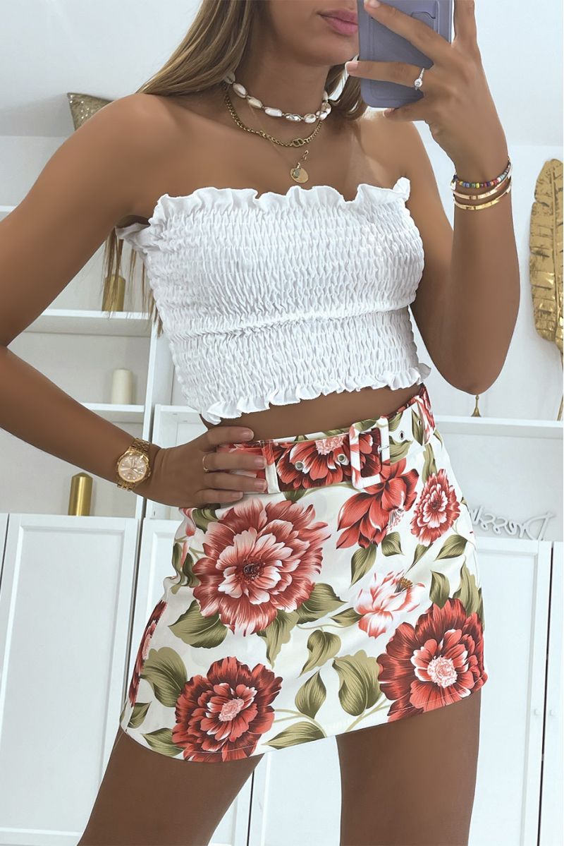 Short beige and green floral short skirt with hyper trendy and glamorous belt - 3